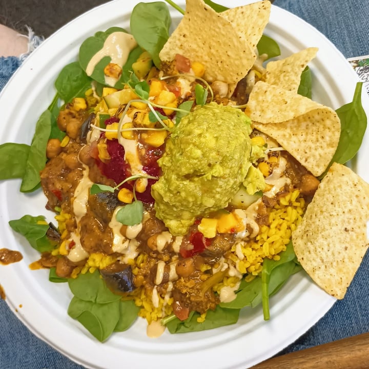 photo of Pepe's Kitchen Curry Taco Bowl shared by @quadantics on  23 Aug 2023 - review