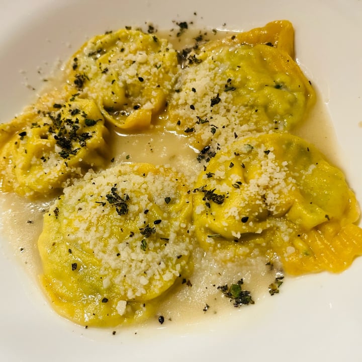photo of Fonderia Gastro Bistrot cappelletti di anacardi shared by @miba on  07 May 2024 - review