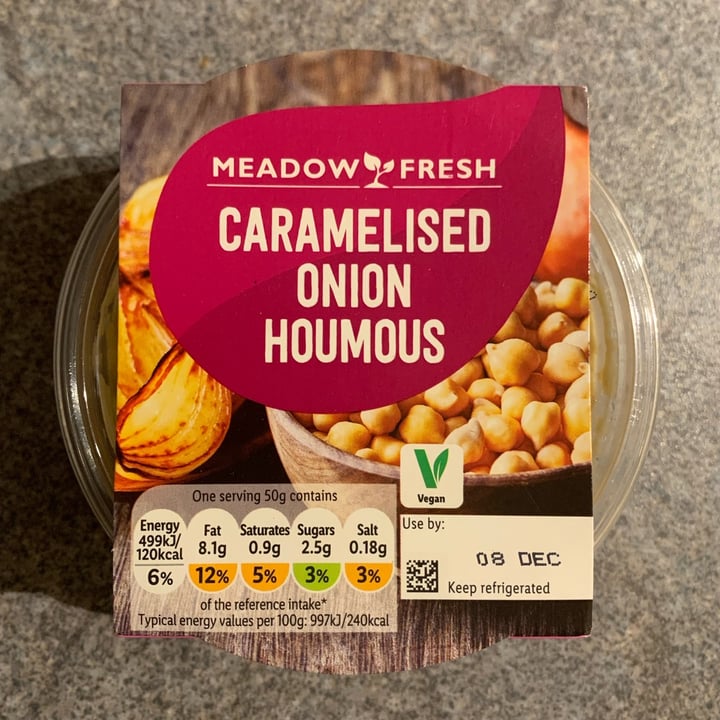 photo of Meadow Fresh Caramelised Onion Houmous shared by @sofiacoruzzi on  29 Jan 2024 - review