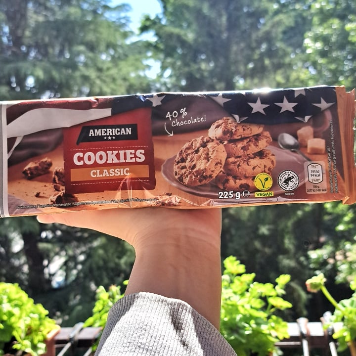 photo of American cookies classic shared by @camyveg on  30 May 2025 - review