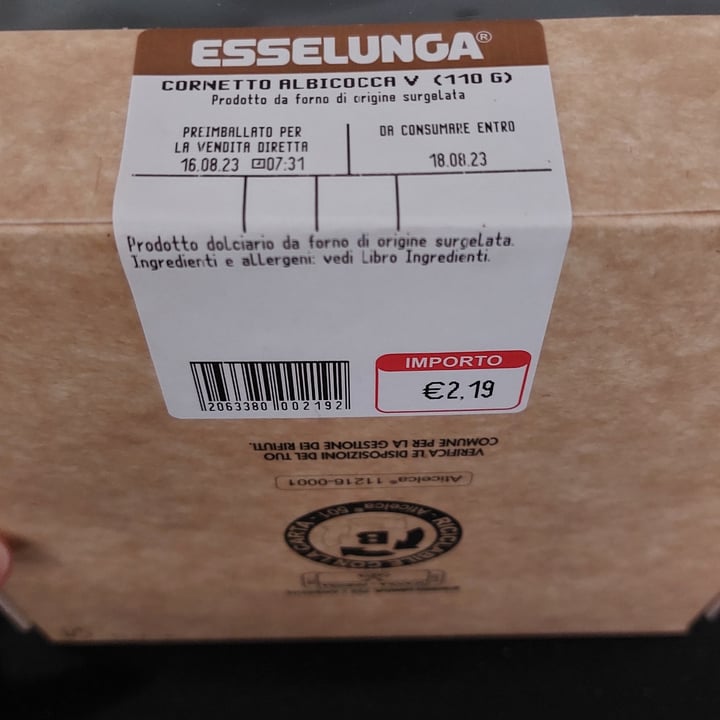 photo of Esselunga Cornetto vegano albicocca shared by @gemmaviva on  18 Aug 2023 - review
