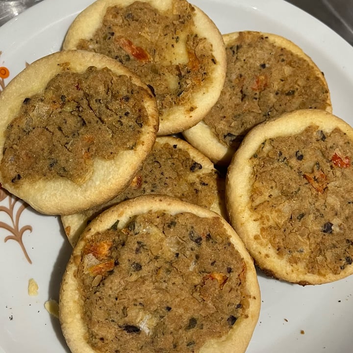photo of Mun Tempe Esfirra De Feijão Fradinho shared by @clarinha012356789 on  10 Mar 2025 - review