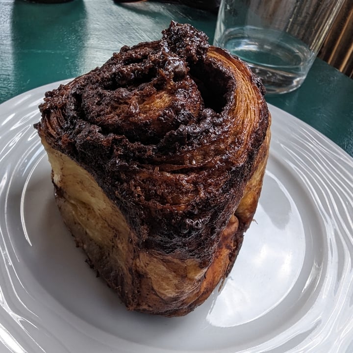 photo of 'AVIT Chocolate Swirl Bun shared by @tomvsiddons on  01 Apr 2024 - review