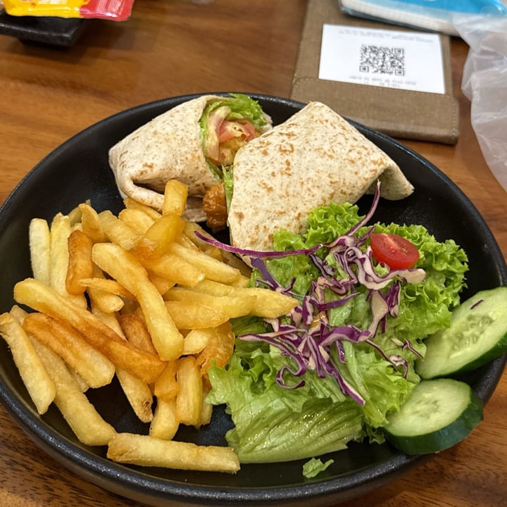 photo of Greendot Plus crispy bean curd wrap shared by @ginger-t on  09 Oct 2025 - review