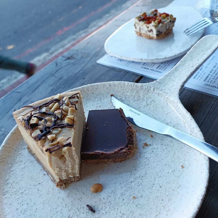 photo of The Conscious Kitchen peanut butter cheesecake shared by @deidrejohnson on  11 Dec 2023 - review