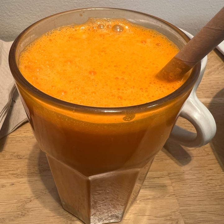 photo of 42Raw Pilestræde juice carrot orange and ginger shared by @moccymoccy on  29 Apr 2024 - review