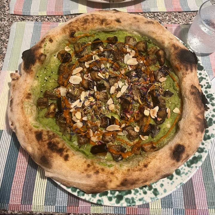photo of Al Pellegrino Pizza vegetariana shared by @annacristaudo on  10 Aug 2025 - review