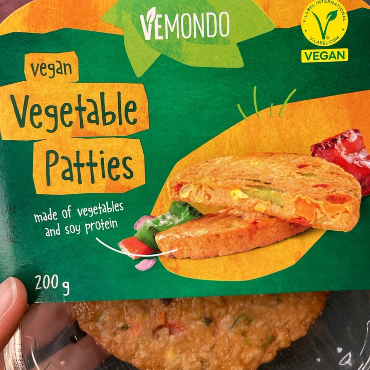 photo of Vemondo vegan vegetable patties shared by @aminacarli on  09 Apr 2024 - review