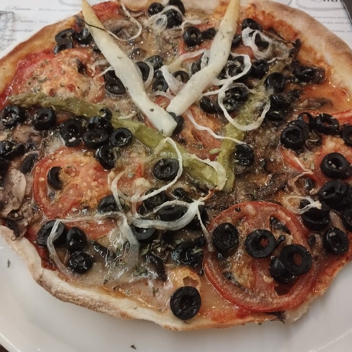 photo of PAGUS DE PERALADA Pizza Les Olives shared by @evains on  14 Oct 2023 - review