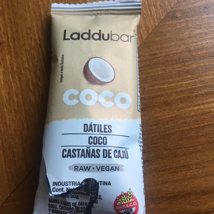 photo of Laddubar Barra de Dátiles Coco y Castañas de Caju shared by @gabibalcarce on  19 Jul 2024 - review