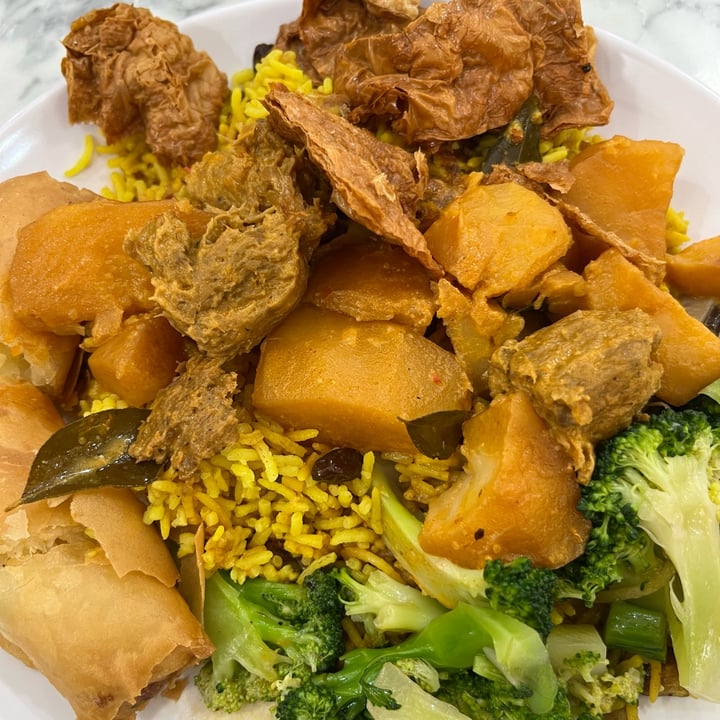 photo of Veggie 121 Nasi Briyani shared by @funotter37 on  24 Jul 2024 - review
