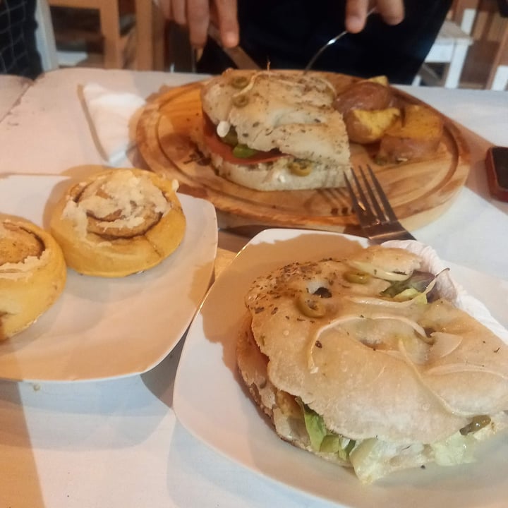 photo of TierraLibre | Panadería y Pastelería Vegana Sandwich de focaccia shared by @barbink on  31 Mar 2024 - review