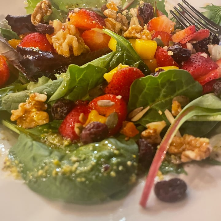 photo of Restaurant Sant Jordi ensalada froita shared by @susana01 on  10 Sep 2025 - review