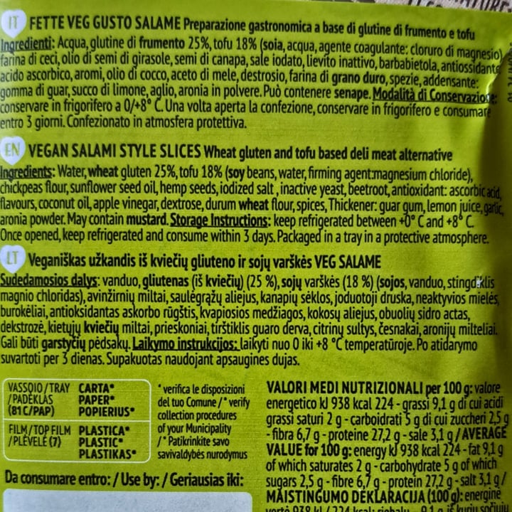 photo of Liveg affettato vegetale gusto salame shared by @camyveg on  28 May 2025 - review
