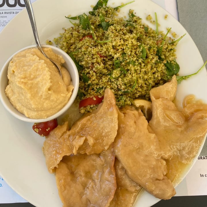photo of Mezzaluna Risotto Integrale E Verdure e Scaloppine Di Seitan Al Vino Rosso shared by @ludogrillo on  01 Nov 2023 - review