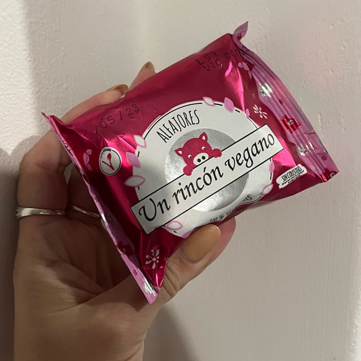 photo of Un Rincón Vegano Alfajor de Membrillo shared by @gaby-miss-x on  18 Nov 2023 - review