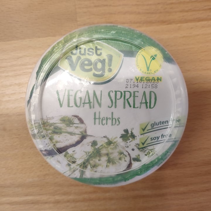 photo of Just Veg! (ALDI Italy) Vegan spread Herbs shared by @plantykitti on  19 Aug 2023 - review