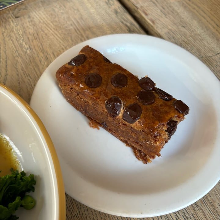 photo of Vaults and Garden Chocolate & Banana Loaf shared by @bolpar12 on  12 May 2024 - review