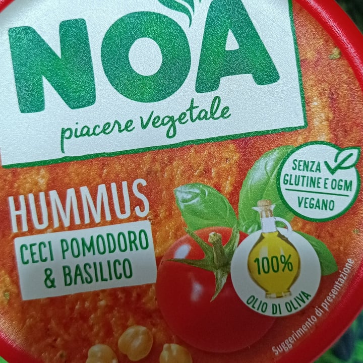 photo of Noa Hummus Ceci E Pomodoro shared by @-mari- on  30 Nov 2023 - review