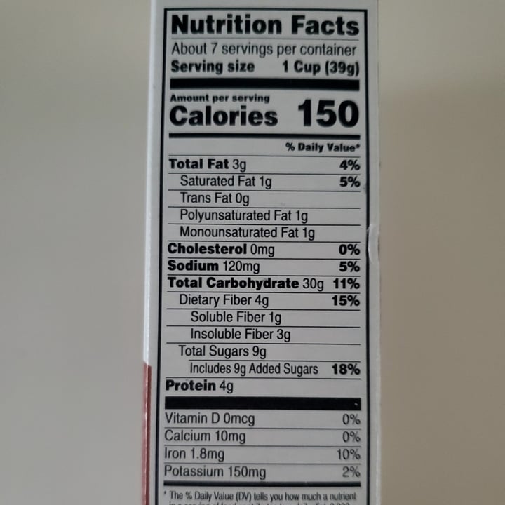 photo of Kashi chocolate waffle bites shared by @whatacuriousnotion on  21 Apr 2025 - review