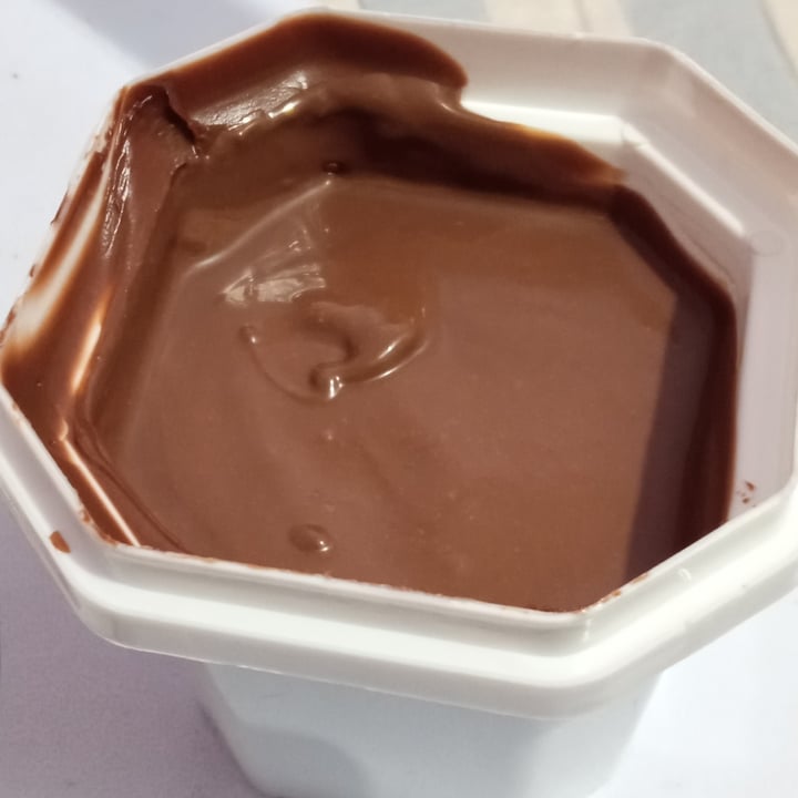 photo of Dona Muuh Vegan Muuh Della - Creme de Avelã com Cacau shared by @estrelaveg on  29 Jun 2025 - review