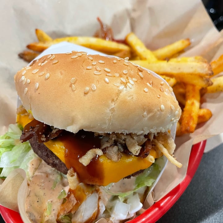 photo of Juicy J’s Smoked Burgers Western BBQ Bacon Cheeseburger “The O.G." shared by @koops17 on  28 Apr 2025 - review