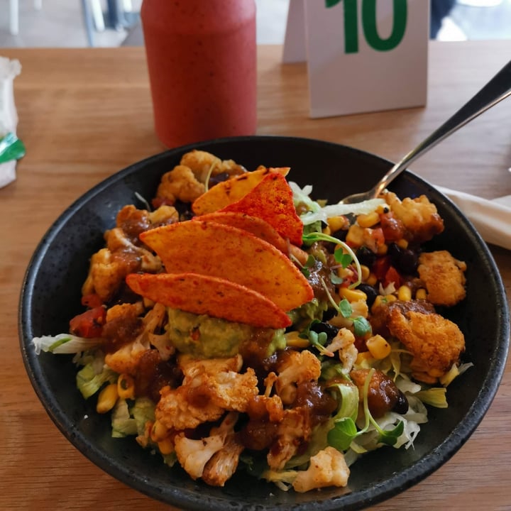photo of Sweetbeet Taco Cauliflower Bowl shared by @darlingwombat70 on  22 Dec 2023 - review