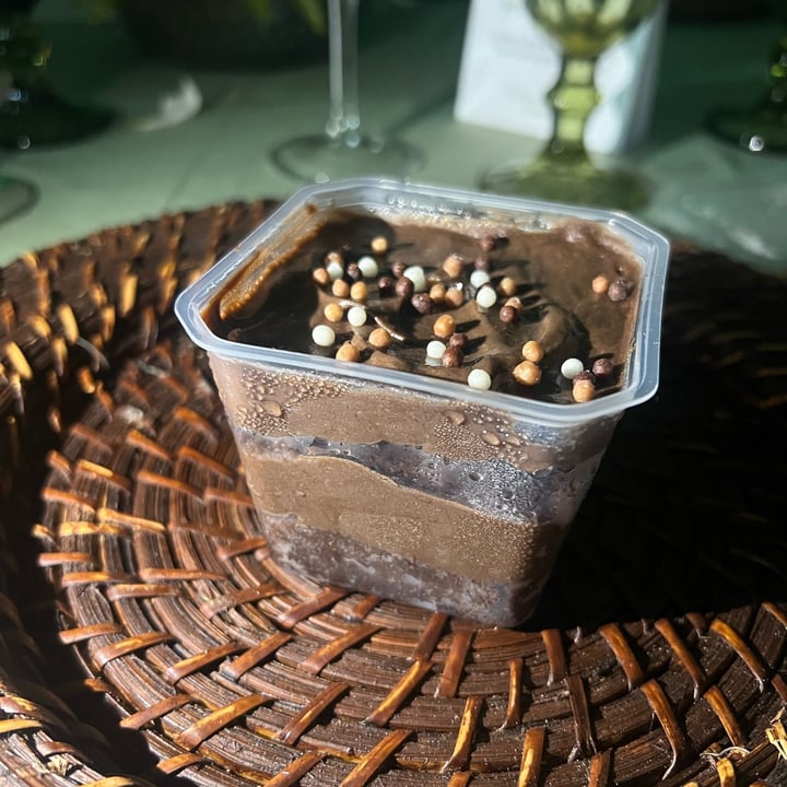 photo of Milke Confeitaria Bolo De Chocolate shared by @deboramora on  08 Oct 2025 - review