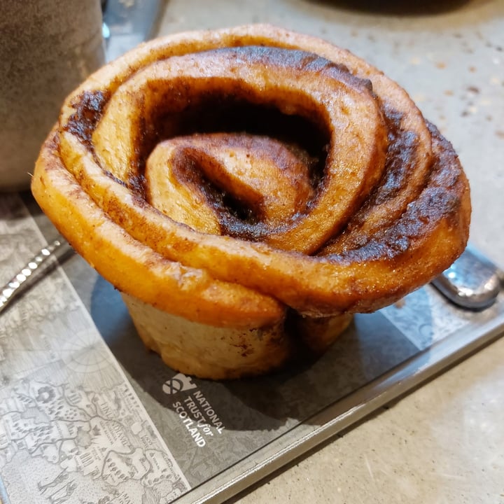 photo of Gladstone's Land (National Trust for Scotland) Cinnamon bun shared by @cloudyaquilegia on  21 Sep 2025 - review