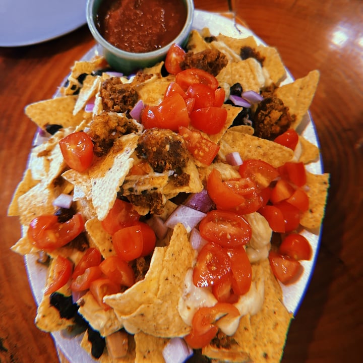 photo of Shayna B's By The Sea Loaded Nachos shared by @jordaneatsplants on  30 May 2025 - review