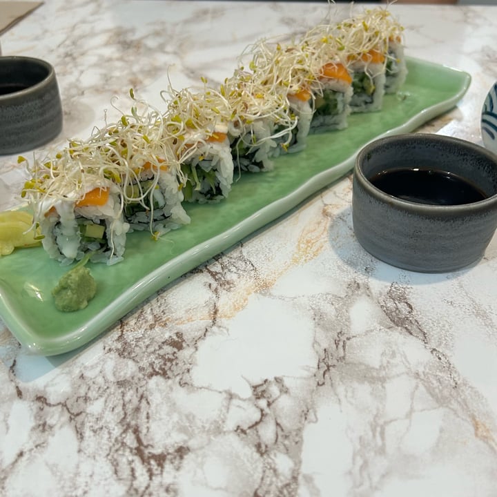 photo of The Vegan Roll California Vegan Roll shared by @elenina on  18 Apr 2024 - review