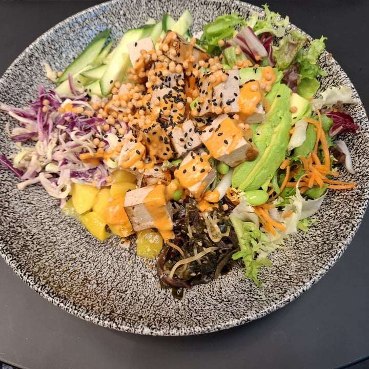 photo of Sushi Yama Tofu Avocado Bowl shared by @lucyvictoria92 on  28 Jul 2025 - review
