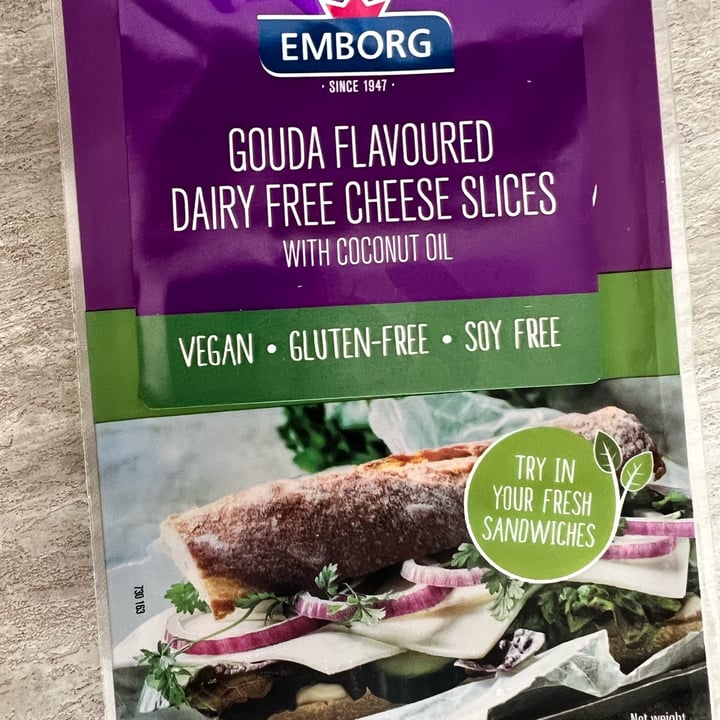 photo of Emborg Gouda Flavoured Dairy Free Cheese Slices shared by @sarbearcor on  28 Dec 2023 - review
