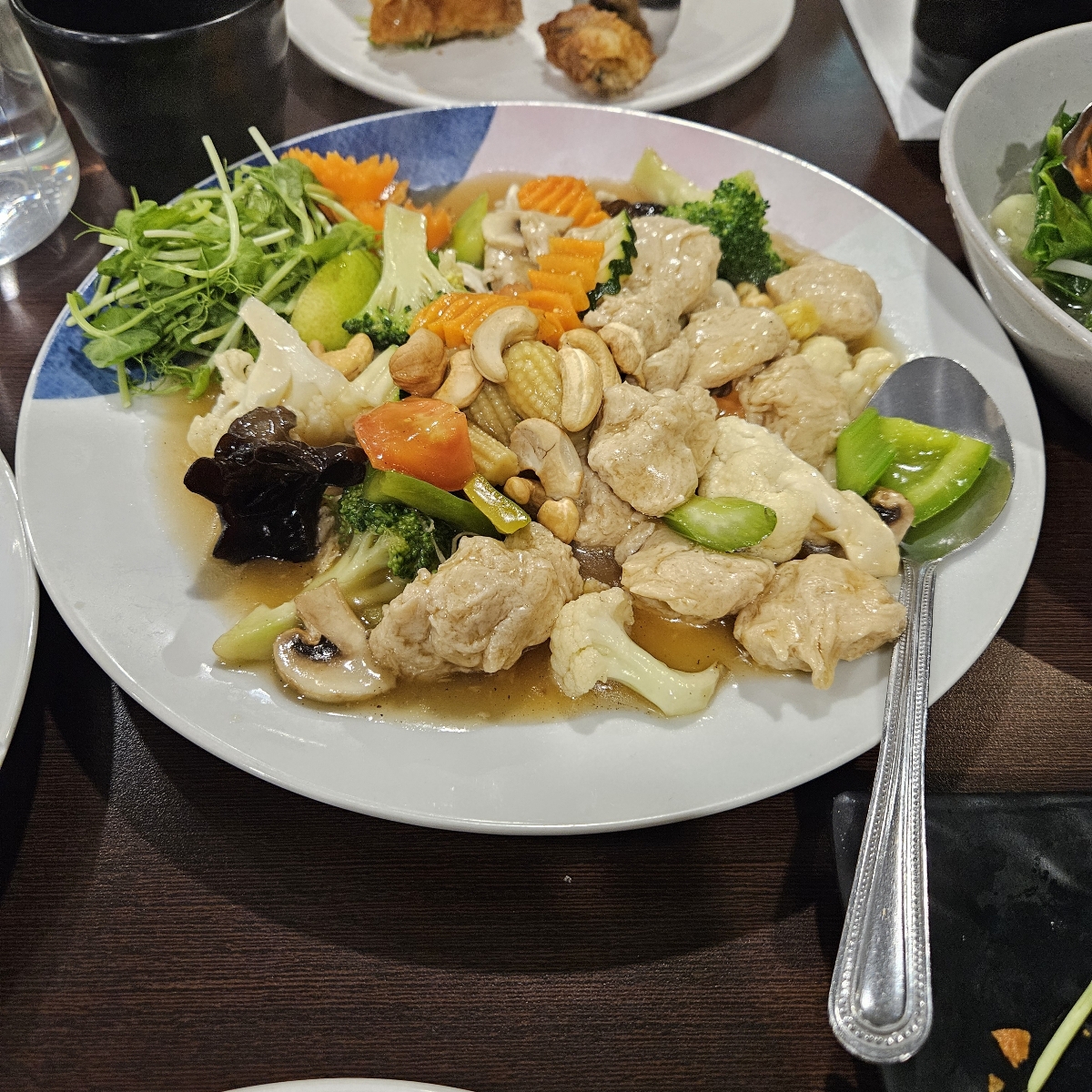 Cashew Chicken at Formosa Garden - Review by @medinabello | abillion