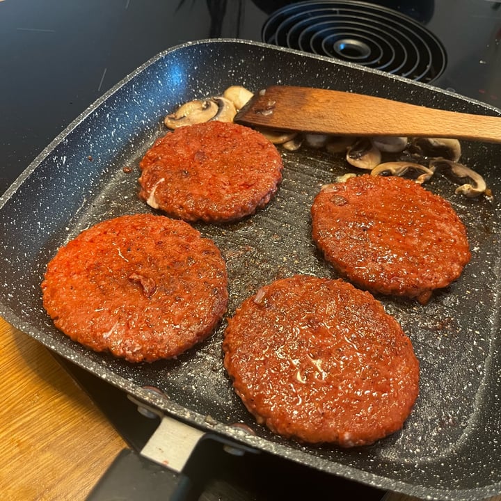 photo of Oumph! 4 Smash Burgers shared by @hypnicol on  15 Jun 2025 - review
