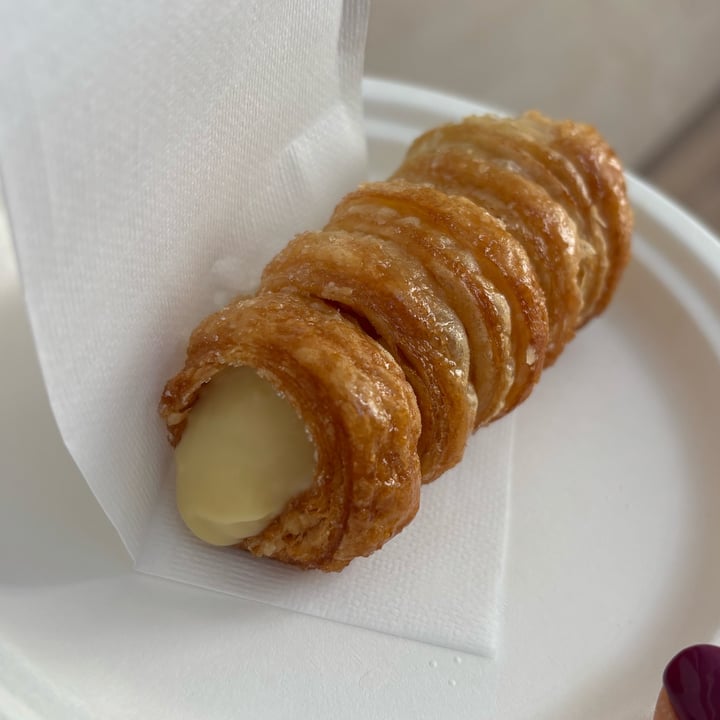 photo of Sienda Boutique Pâtisserie Mignon, croissant, salato shared by @floriana on  11 Jul 2025 - review