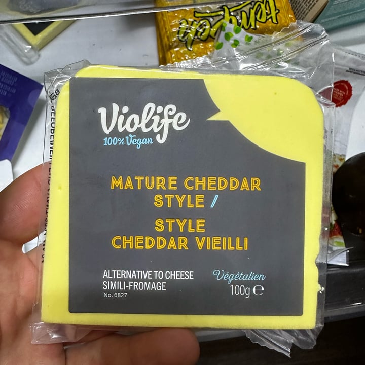 photo of Violife Mature Cheddar Style shared by @veganmika on  08 Dec 2023 - review
