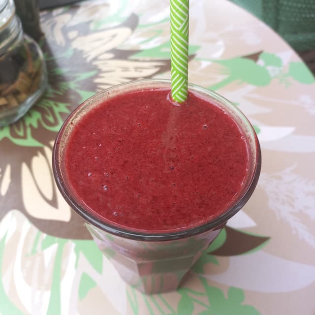 Photo of the dish “Berry Bomb Smoothie”