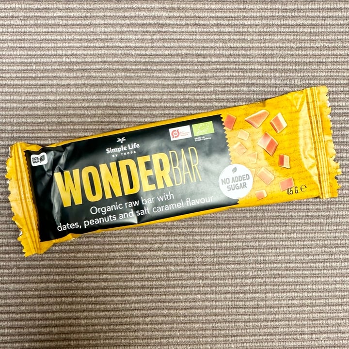 photo of Simple Life Wonder bar Peanut and Salt Caramel Flavour  shared by @vanille on  02 Oct 2023 - review