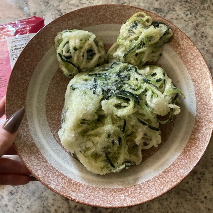 photo of President's Choice zucchini Noodles shared by @shlumpadinka on  29 Jul 2024 - review