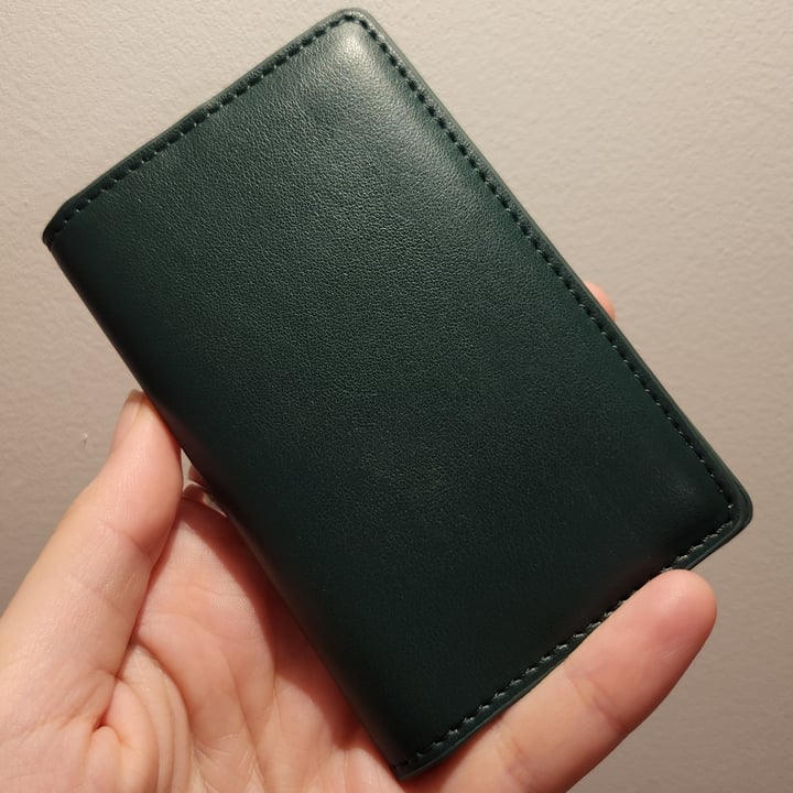 photo of Oliver Co. London Compact Wallet shared by @bojanazl on  29 May 2024 - review