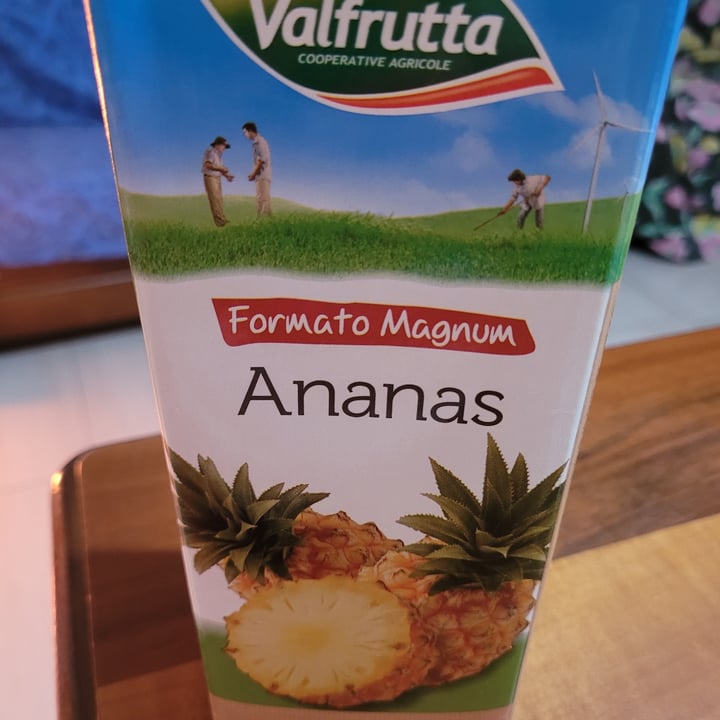 photo of Valfrutta Ananas in succo d ananas shared by @ross0 on  23 Mar 2025 - review