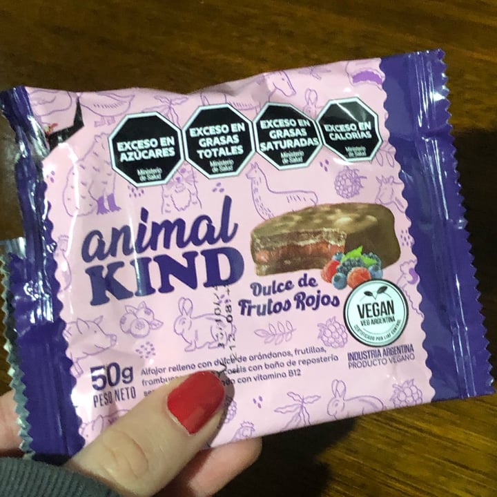 photo of Animal kind alfajor frutos del bosque shared by @aylugiussi on  31 Aug 2024 - review