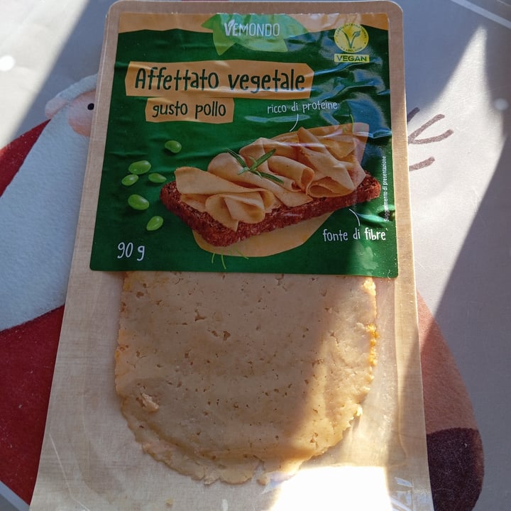 photo of Vemondo affettato gusto pollo shared by @nanaspooky on  16 Jan 2025 - review