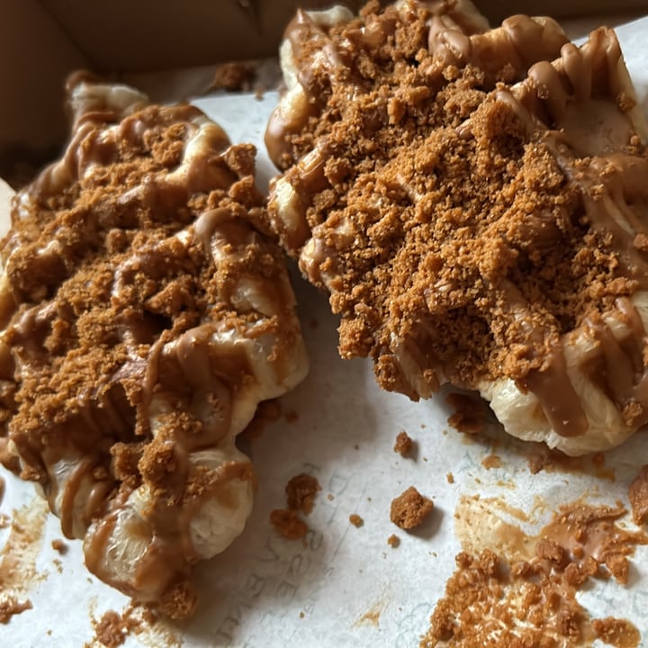 photo of Heavenly Desserts Lotus Croffle shared by @carolinecherie on  31 May 2024 - review