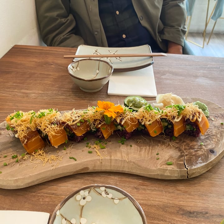 photo of Vegan Sushi Bar flambè salmon shared by @veganalexandria on  08 Oct 2023 - review