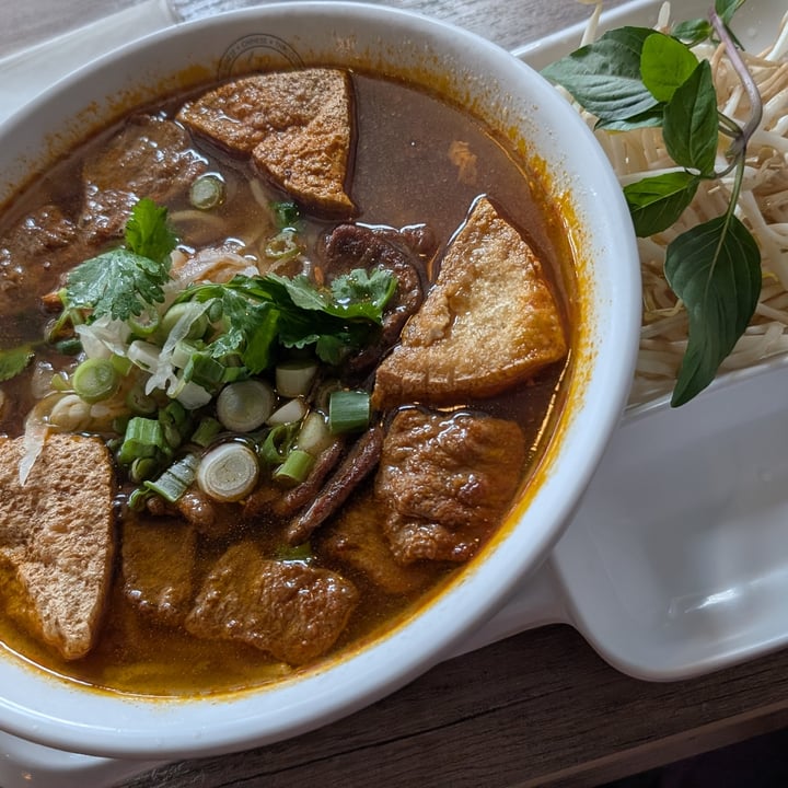 photo of Mi Pho Song Vu Spicy Rice Noodle Soup with Beef and Tofu (Bún Huế CHAY) shared by @rcrw88 on  11 Jun 2025 - review
