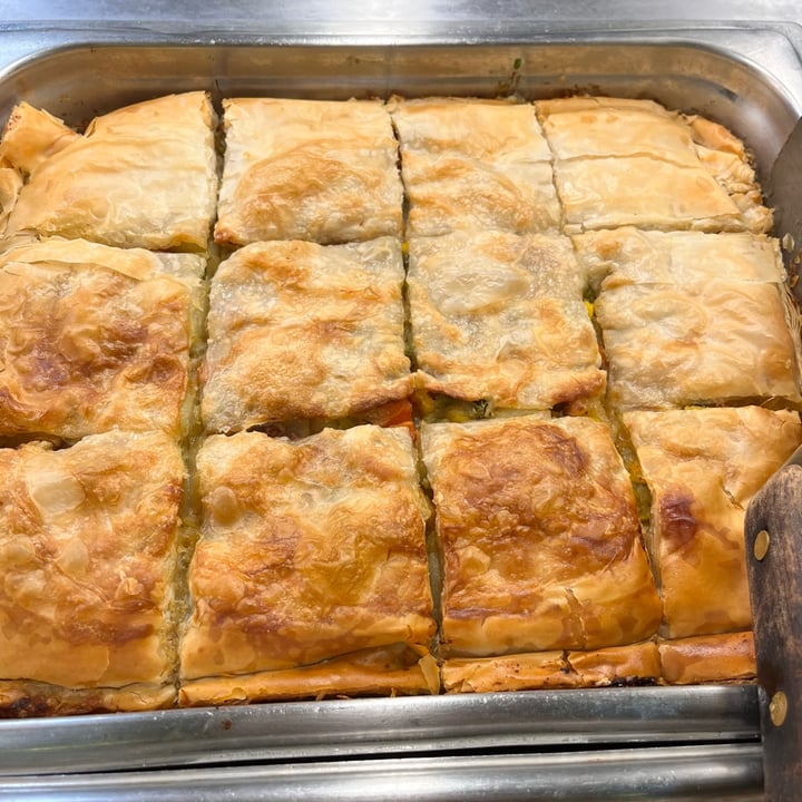 photo of Down to Earth Organic & Natural - Kapolei Vegetable Pie shared by @bandita on  20 Feb 2024 - review