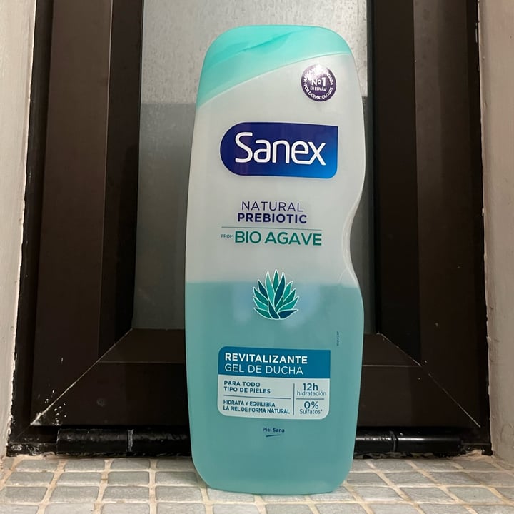 photo of Sanex Revitalizante Gel de Ducha - Natural Prebiotic shared by @ces on  26 Aug 2023 - review
