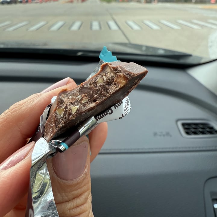 photo of Hershey's plant based oat chocolate confection almond & sea salt shared by @berryveganplanet on  17 Nov 2024 - review